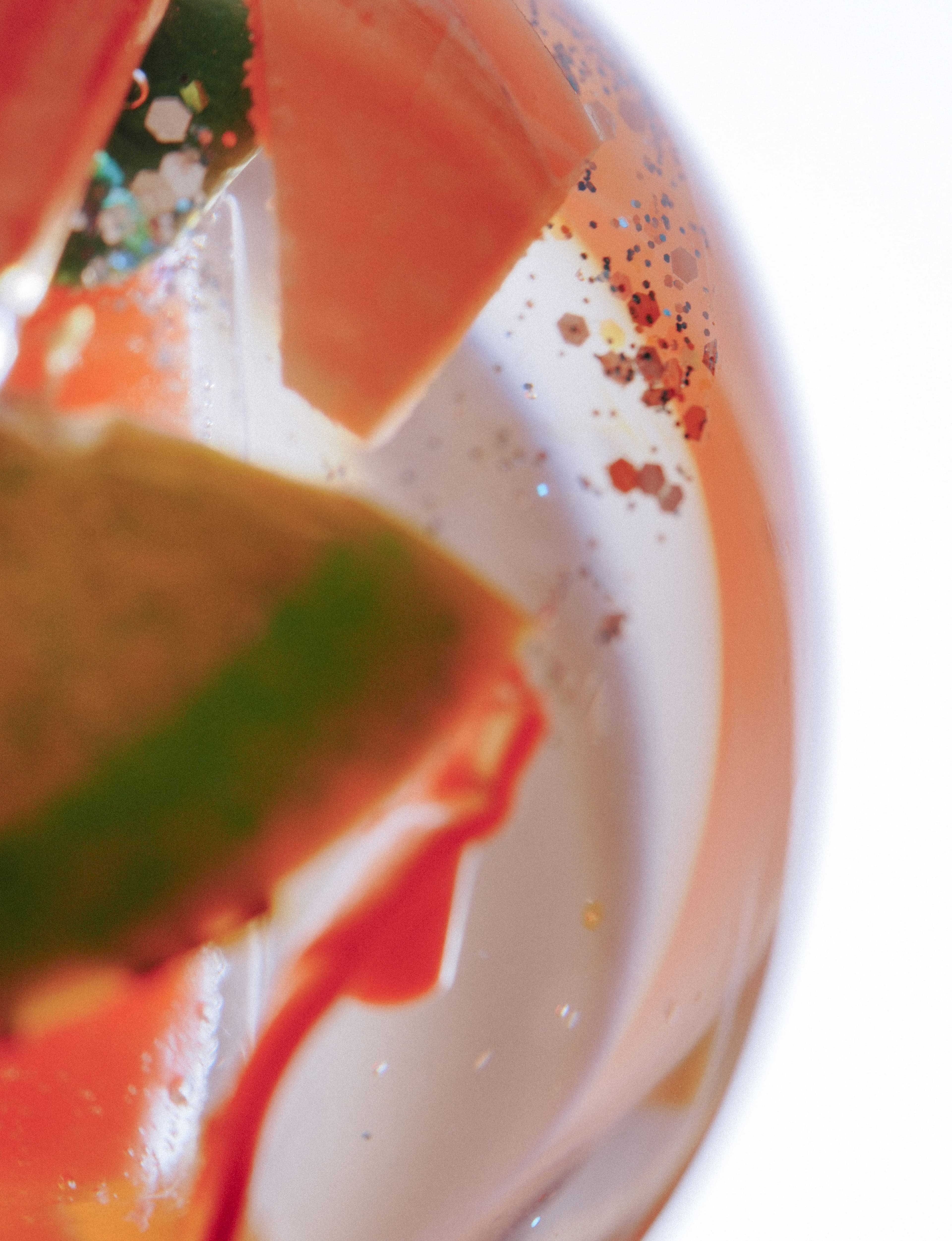 The Discreet Charm of .Oddity Fragrance